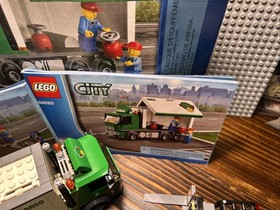 LEGO CITY: Cargo Truck (60020) 100% Complete w/Box and Manuals