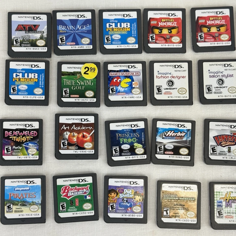 DS Game Lot x43 - COD, Lego, Diabolical Box, AofE, 007, Train your Dragon, Toy 3 - Image 2 of 4