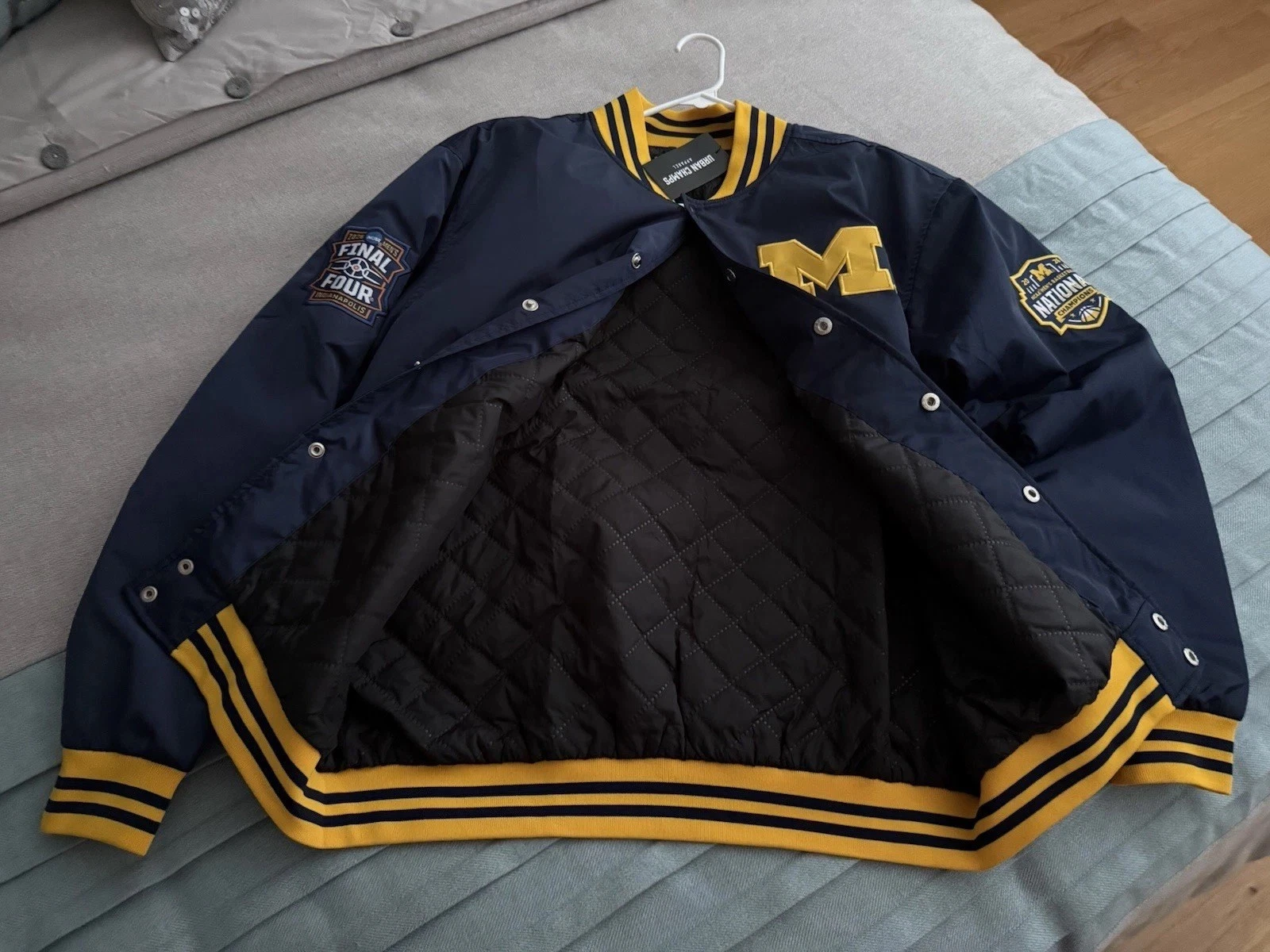 New NIL 2026 Mens Michigan Navy Championship Basketball Bomber Jacket  Size XL image 5