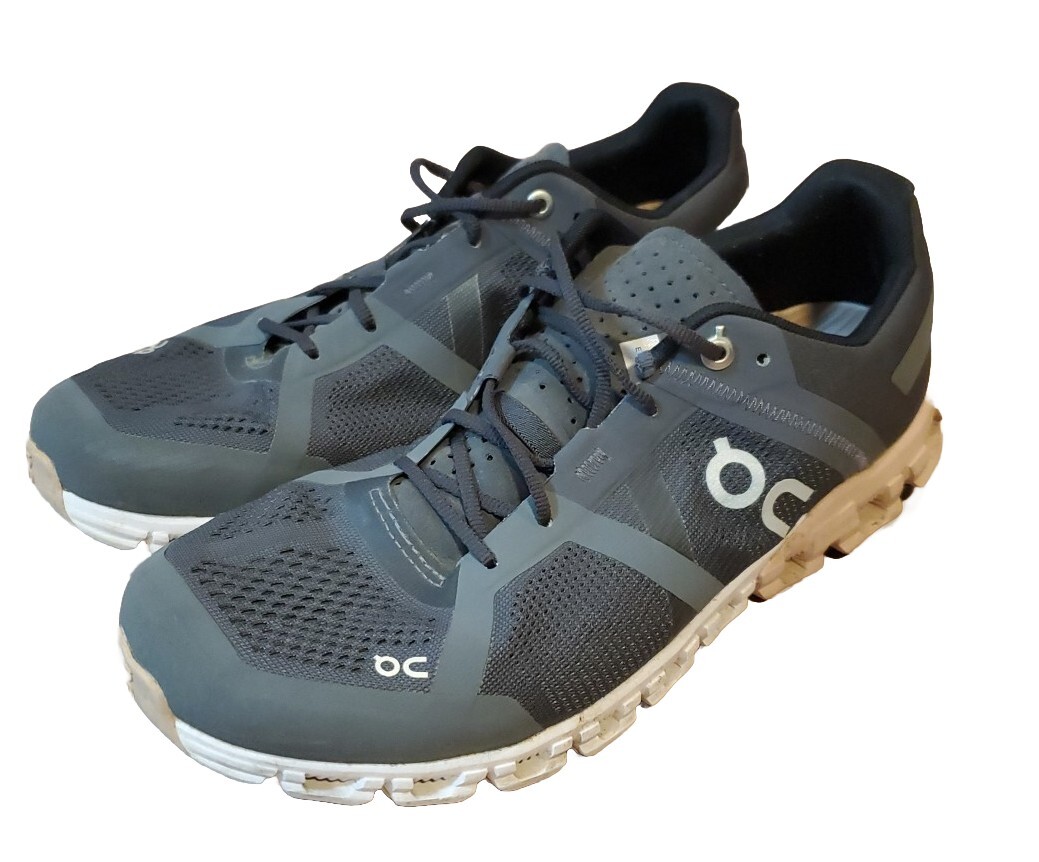 Women's On Cloud Flyer Running Shoes Size 9.5 Grey Pink Swiss Engineered