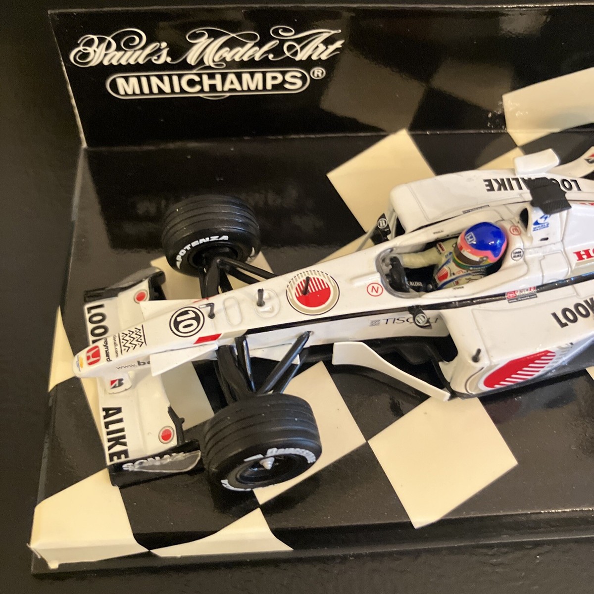 1/43 Minichamps F1 2001 BAR Honda 03 #10 J. Villeneuve 400010010