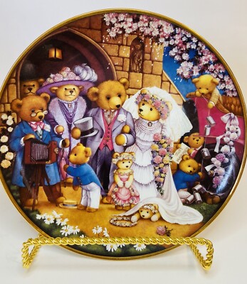 Limited Edition Teddy Bear Wedding by Carol Lawson Collectors