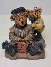 1993 Boyds Bears  Friends Style 81007 Frankie and Igor... Minor Adjustment