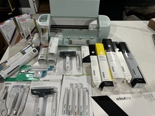 Cricut Explore 3 Craft Cutting Machine 23 Pei...