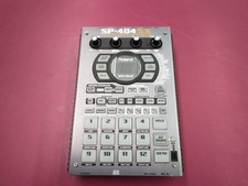 Roland SP-404SX Linear Wave Sampler 12 Polyphony 44.1kHz 29 Effects Silver