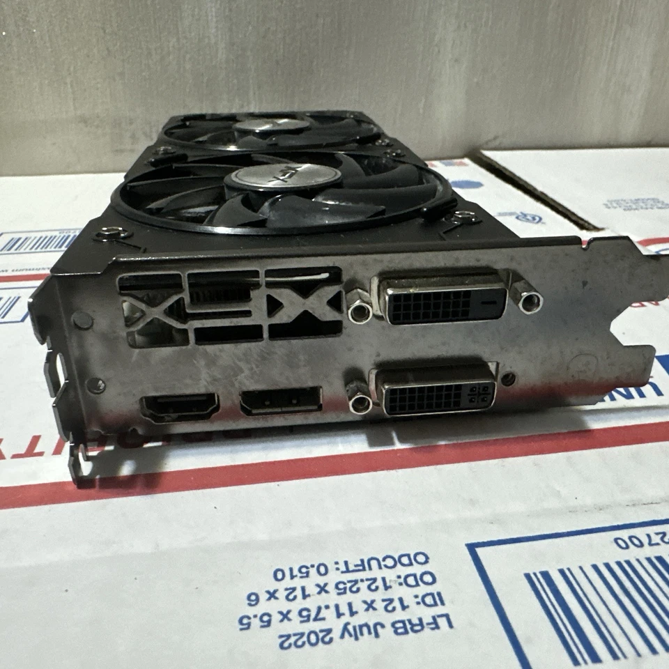 XFX Radeon R7 370 4GB GDDR5 Graphics Card PCIe x16 Double Dissipation - Image 2 of 4