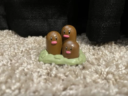 TOMY Dugtrio PVC Figure Pokemon