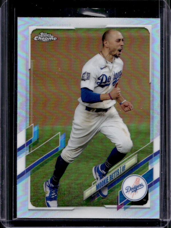 2021 Topps Chrome Mookie Betts SP Image Variation Refractor #100 Dodgers