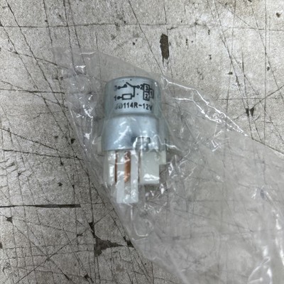 Standard Ignition A/C Control Relay RY123 (New Old Stock)
