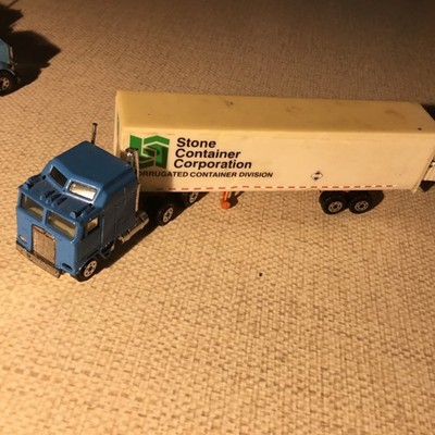 T6 Ho Scale Semi Truck & Trailer -Stone Container Corp.