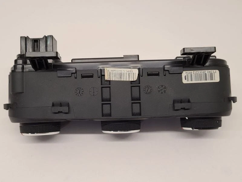 KIA FORTE 2017 2018 hatchback con control de temperatura 25380B0000 Foto 4 de 4