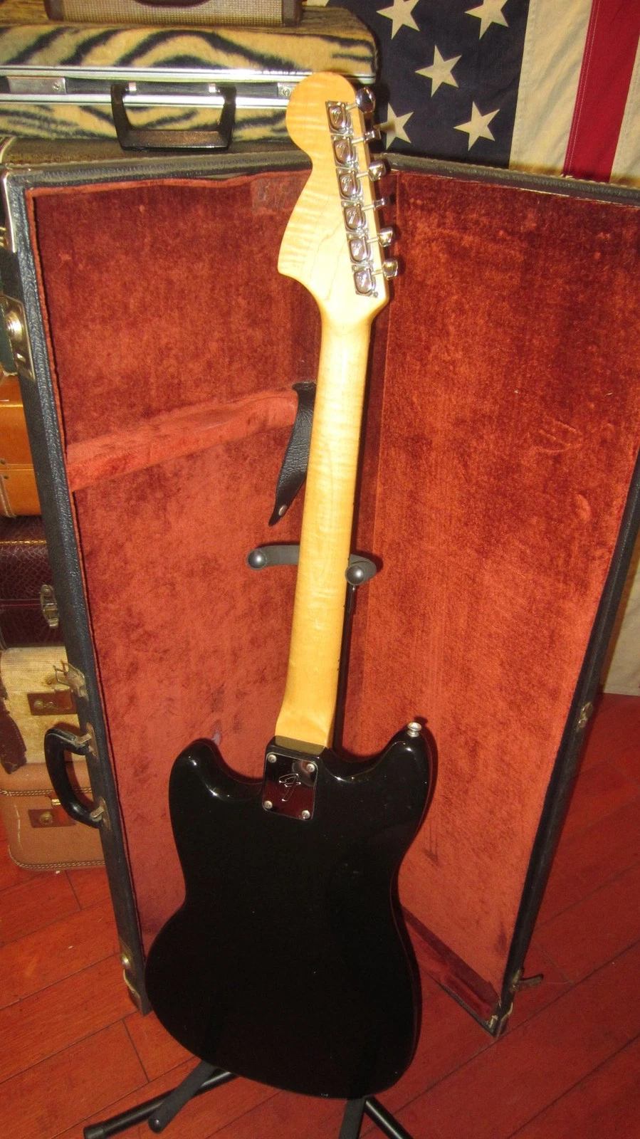 Picture 4 of 11