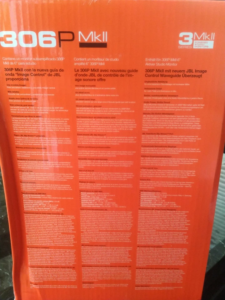 JBL 306P MkII Powered 6 inch Two-Way Studio Monitor - Matte Black - Image 4 of 4