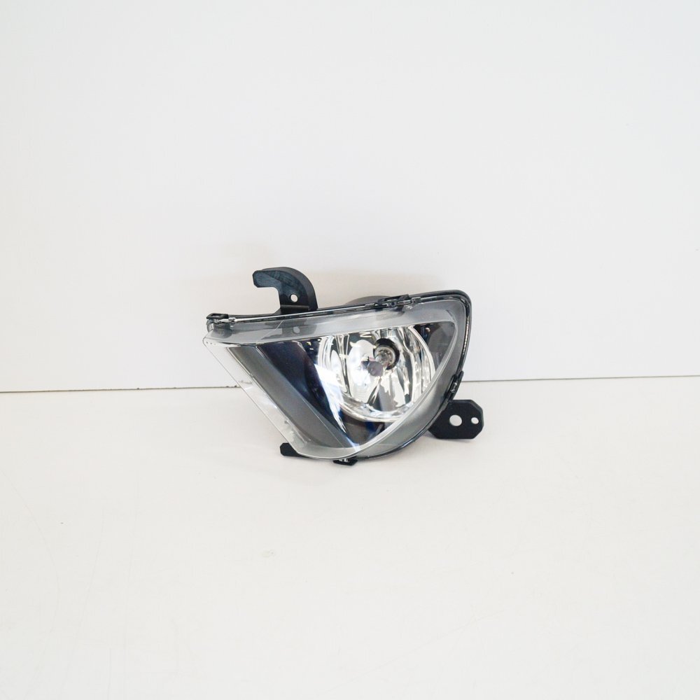 BMW 6 E64 Nebelscheinwerfer vorne rechts 63177177176 7177176 ECHT 