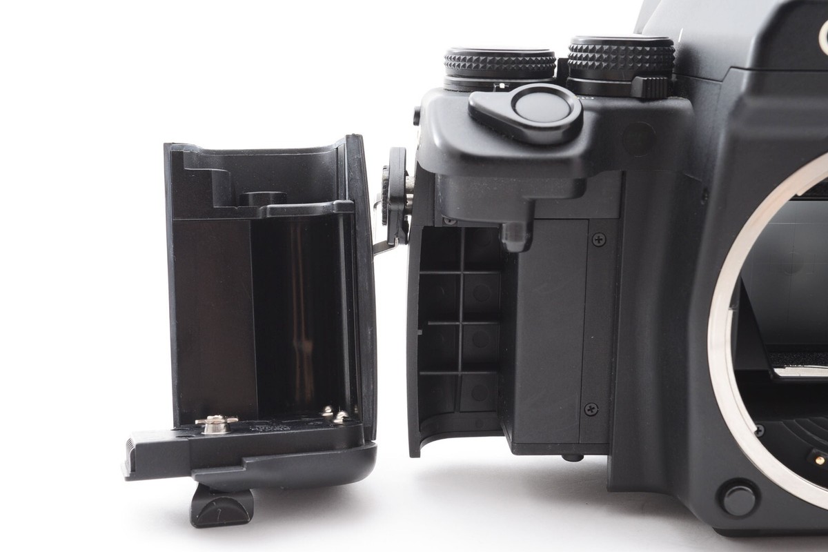 Contax 645 body Medium Format MF-1 MFB-1A AE Finder w/Cap [Mint