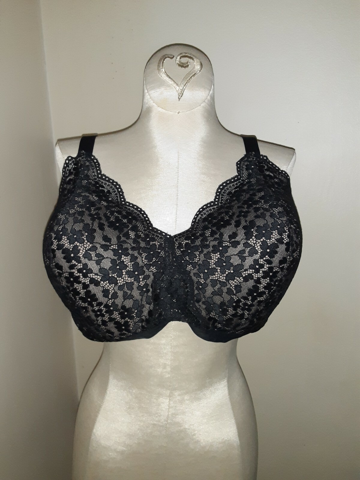 Warners.Bra Size 42DD Black And Beige Lace NWOT