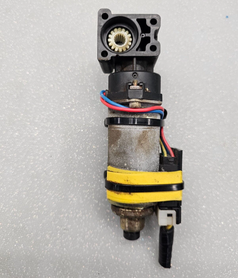 OEM Nissan Driver Seat Forward/Back Adjustment Motor – Fits 00-06 Pathfinder & 01-08 Maxima