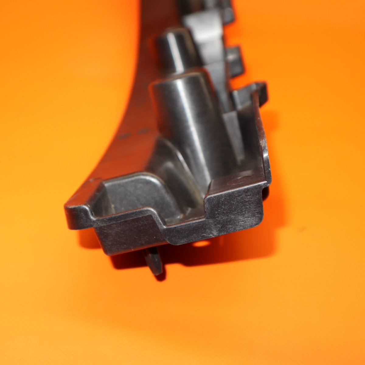 BENTLEY FLYING SPUR REAR BUMPER BRACKET RIGHT 2020 2021 2022 3SE807704 OEM