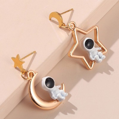 1 Paar Dangle Ohrringe Moon Star Hollow Drop Ohrringe Astronaut Baumeln Ohrringe