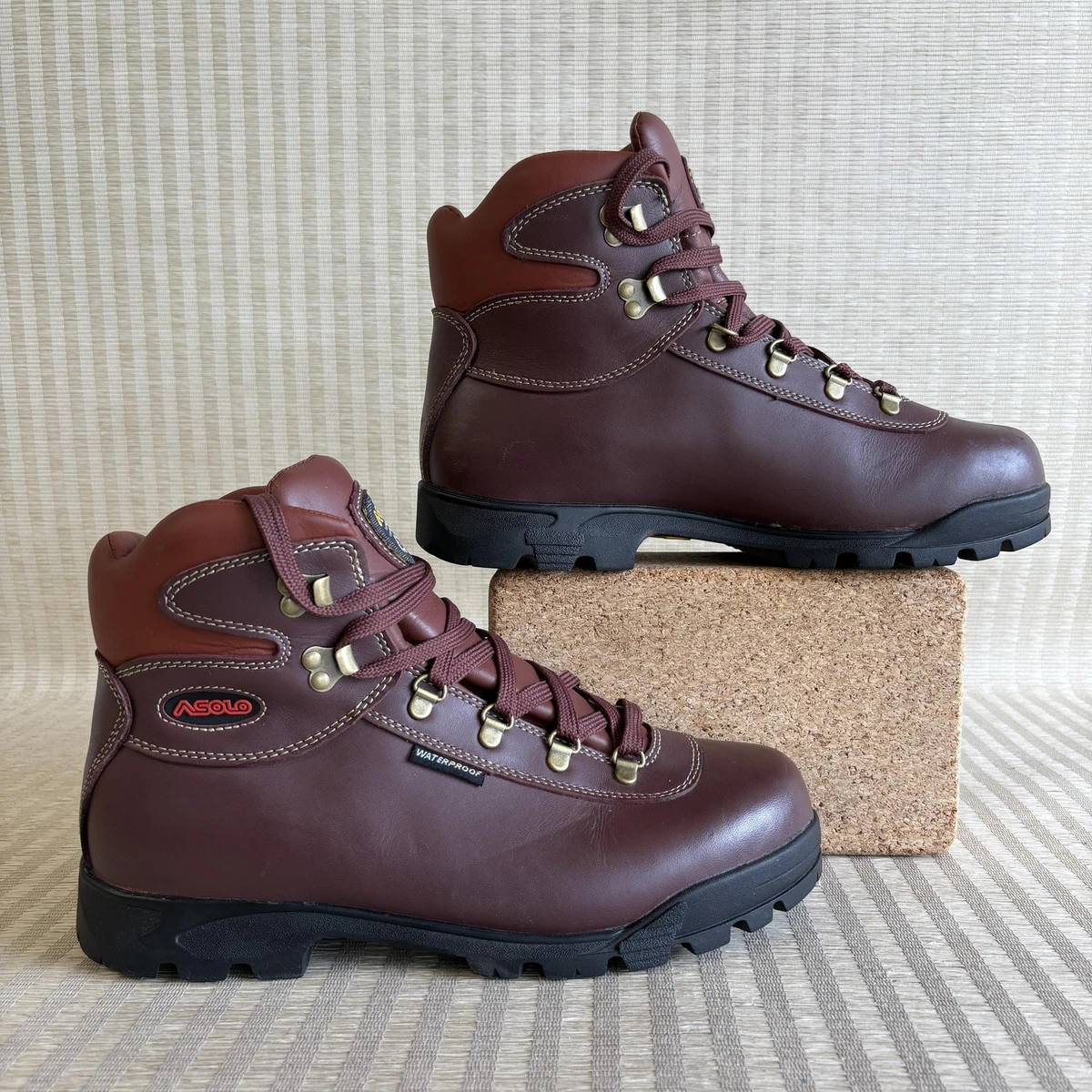 Red Leather Upper Ankle Boots for Men for Sale | Shop New  display picture 1
