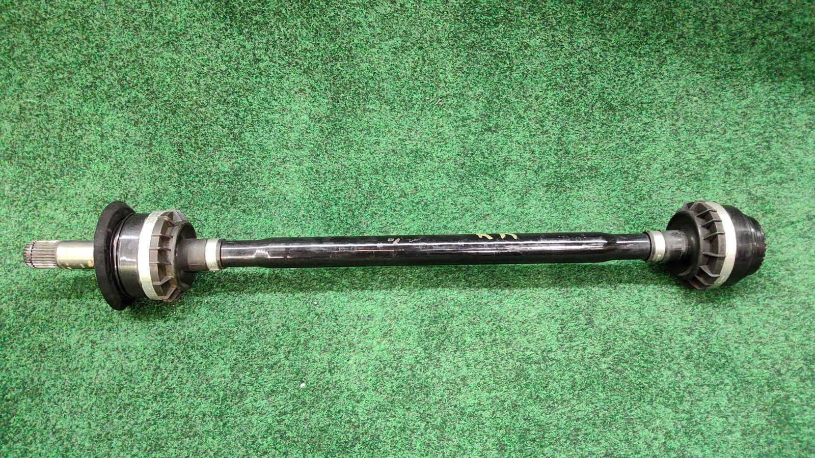 RH 2019-2022 BMW 330i Axle shaft Rear Right 59K Miles OEM 33208487124