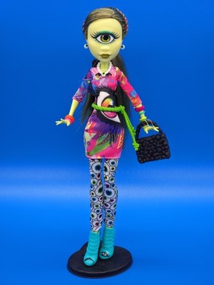 Monster High I Heart Fashion Iris Clops Doll 2014 Out of Box