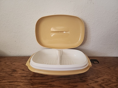 Tupperware Vintage Harvest Gold Microwave 4 Piece Rice Vegetable Steamer 1273-2