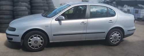 Porte Avant Gauche pour économies SEAT TOLEDO (1M2) Select 2000 211149