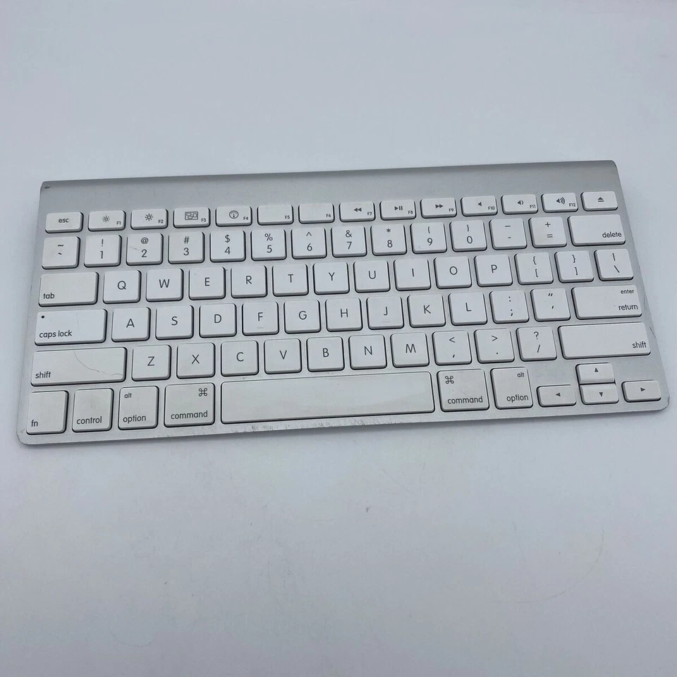 Apple A1314 Wireless Keyboard F/A, KYBD ASSY, WIRELESS, HF K57 A1314 US Warranty - Image 4 of 4