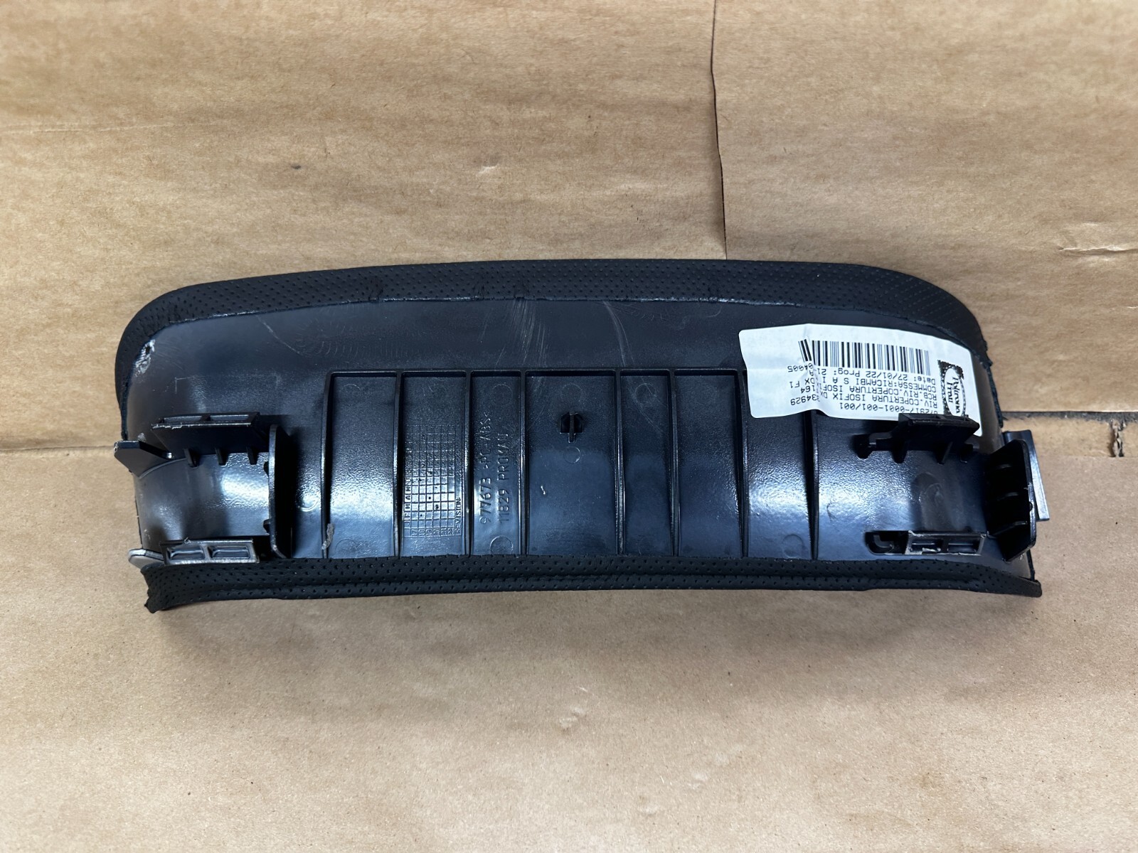 New 2018-2020 Ferrari Portofino F164 RH ISOFIX COVER Right 000977645 OEM