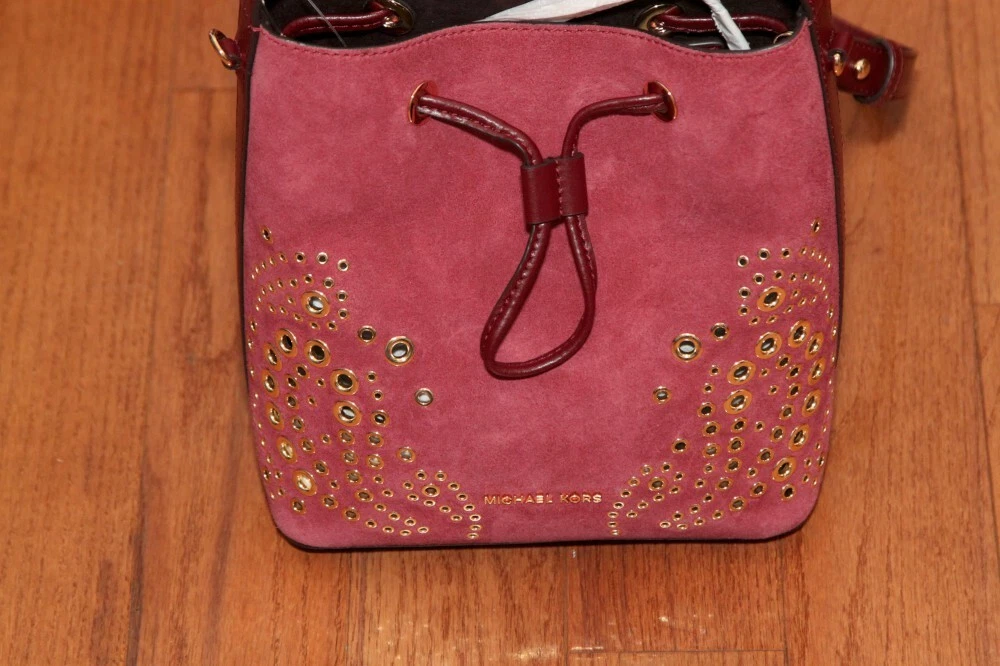 Michael kors cary clearance medium suede bucket bag