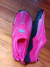 Wave Easy USA Water Deck Shoes Slip Proof Pink Size 9