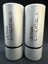 2 urban essentials compact makeup brushes