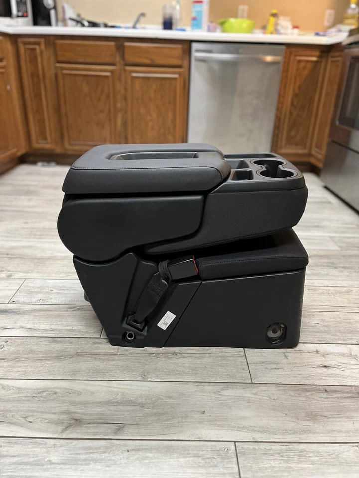 Jumper preto assento console médio GM Chevy 2019 a 2025. - Imagem 2 de 4