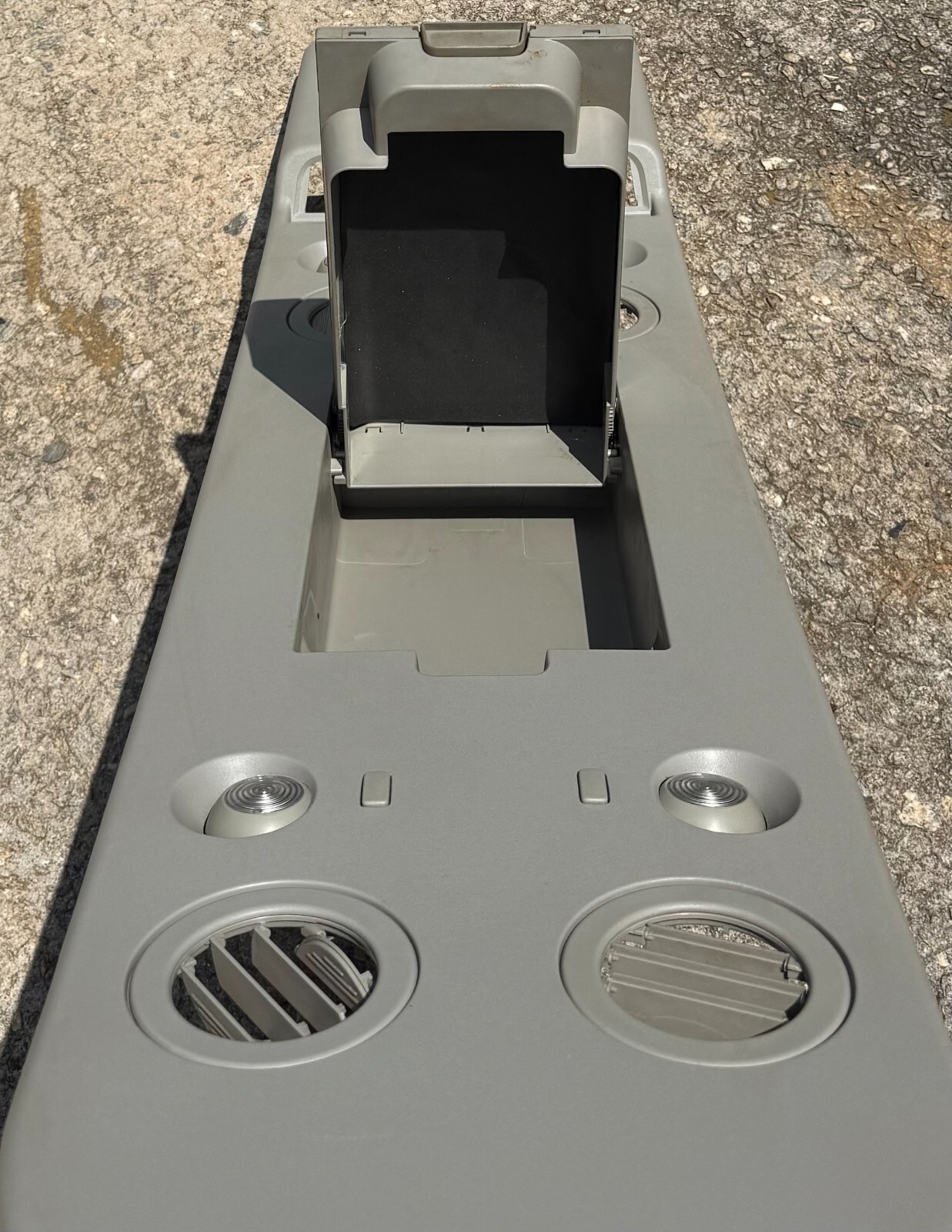 Nissan Armada QX56 2004-12 Front Overhead Console Storage OEM Gray 96980-ZQ00D