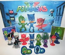 PJ Masks Deluxe Figure Set of 14 Toy Kit with 10 Figures, 2 Stickers, 2 Rings