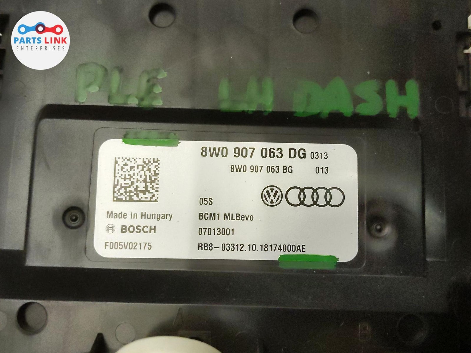 2016-20 BENTLEY BENTAYGA DASH BCM BODY CONTROL MODULE HARNESS ASSY 8W0907063DG