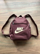 NIKE Sportswear Futura 365 Women’s Mini Backpack CW9301-218 Red Sepia/white