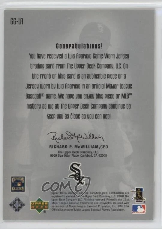 2001 Upper Deck Gold Glove Jersey Card Luis Aparicio #GG-LA HOF - Image 2 of 2