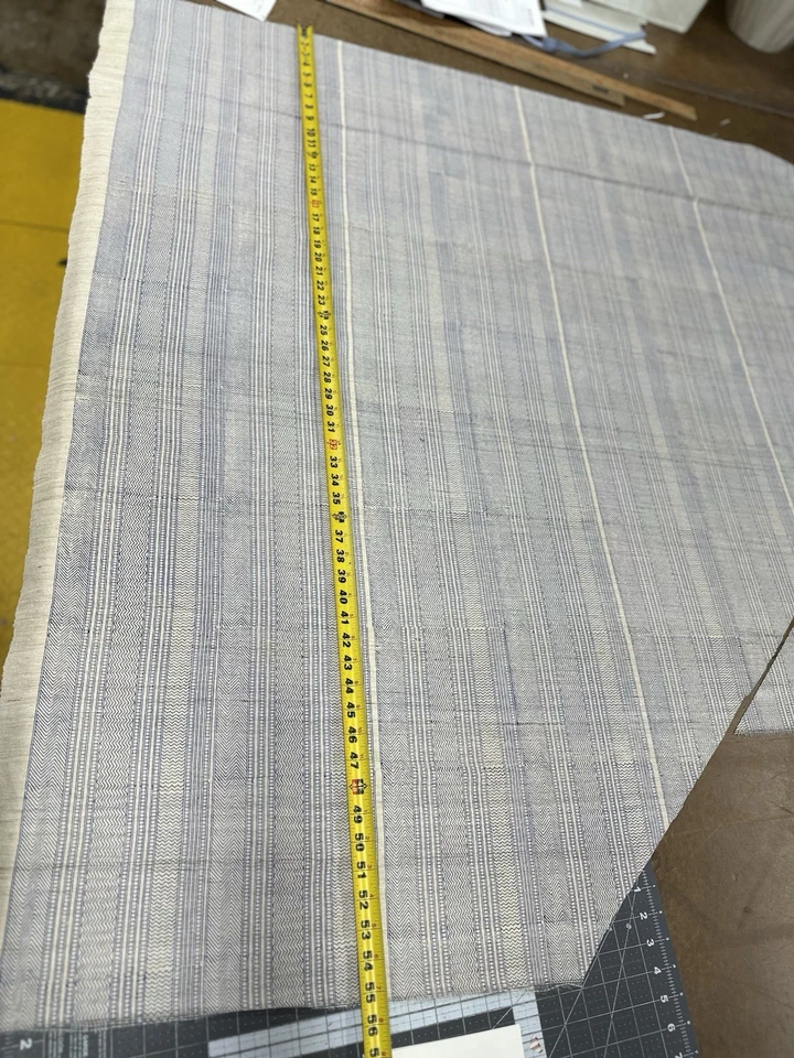 Остатки ткани Schumacher Mohave Indigo 55 дюймов - Изображение 3 из 3