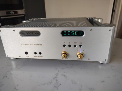 Préampli Chord CPA4000 – Révisé – Avec Télécommande – 8 Entrées / 2 Sorties
