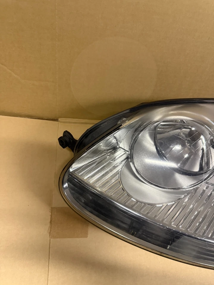 Faro delantero izquierdo VW Golf V 5 1K original 1K6941005P Foto 4 de 4