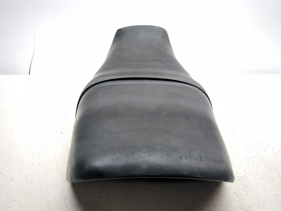 91-03 Honda CB750 Nighthawk 750 asiento de pasajero completo de una pieza Foto 2 de 4