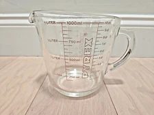 Vintage Pyrex Glass D Handle #532  - 4 Cup/ 1 Quart Liquid