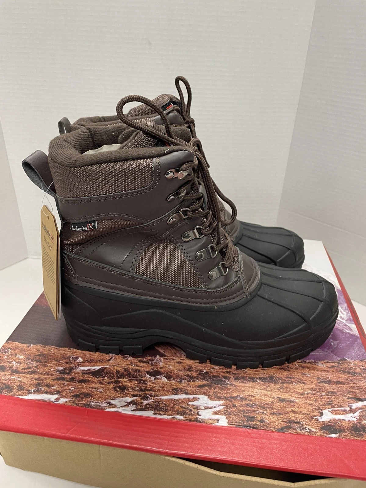AVALANCHE MEN'S SNOW BOOTS WATERPROOF SIZE 11 BROWN DUCK BOOTS
Opens in a new window or tab