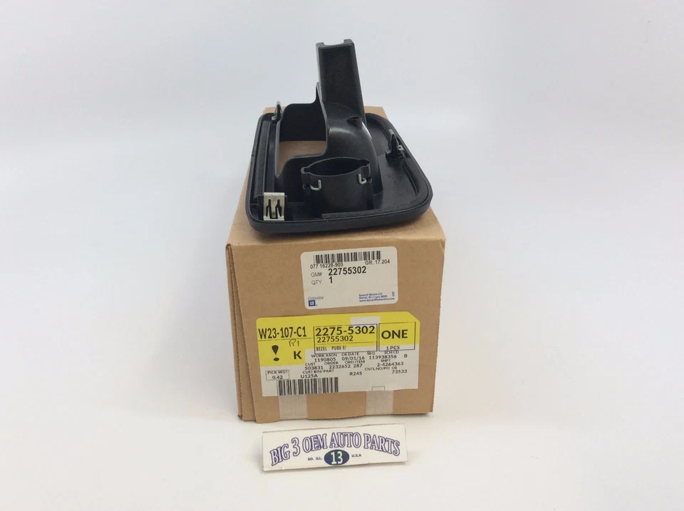 2007-2013 Chevrolet Silverado GMC Sierra Locking Tailgate Handle Bezel new OEM - Image 3 of 4