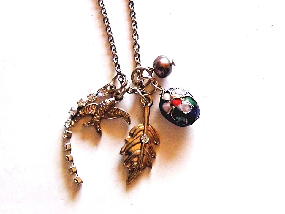 Forever 21 золото/темно-синий подвеска ожерелье со стразами эмаль цветок жемчуг лист птицы 16 - Изображение 4 из 4