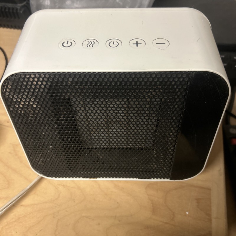 Soleil Electric Digital Ceramic Heater 1500 W Indoor White PTC-915W Portable