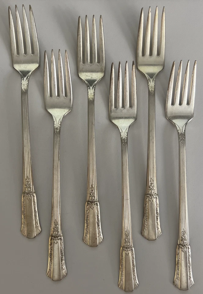 6-WM Rogers 1940 Patrón TREASURE Plateado Cubiertos Parrilla Horquillas 7-1/2" Foto 3 de 4