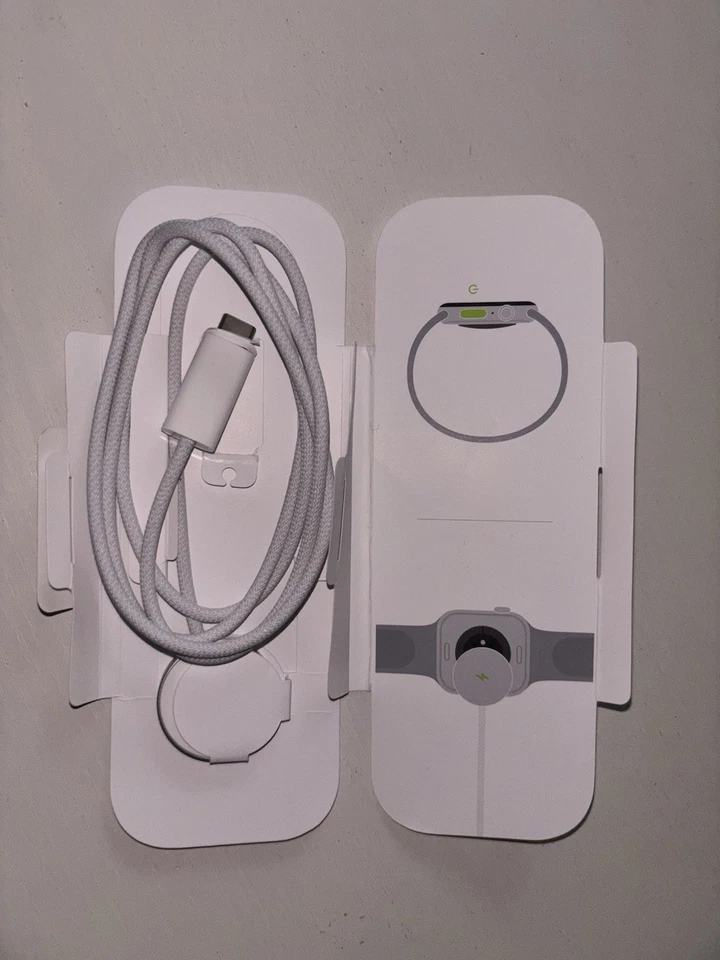 Apple Watch Serie 11 46 mm Aluminium Grau Smartwatch iOS Silikonarmband Schwarz - Bild 4 von 4
